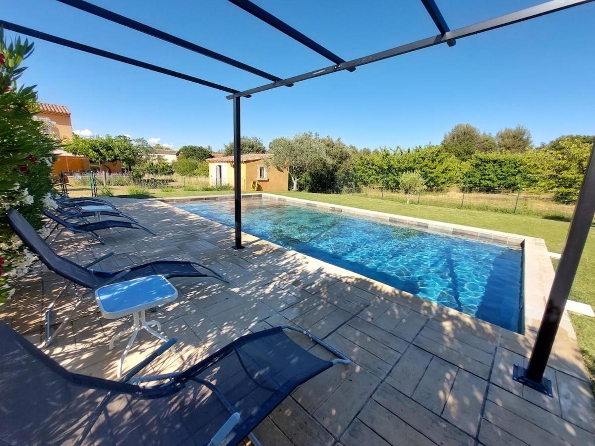 En Provence, Luberon, Villa Avec Piscine A Maubec Екстер'єр фото