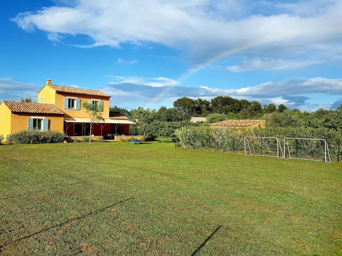 En Provence, Luberon, Villa Avec Piscine A Maubec Екстер'єр фото