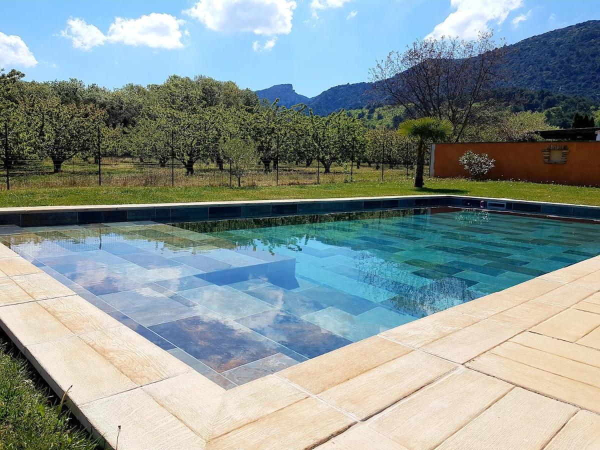 En Provence, Luberon, Villa Avec Piscine A Maubec Екстер'єр фото