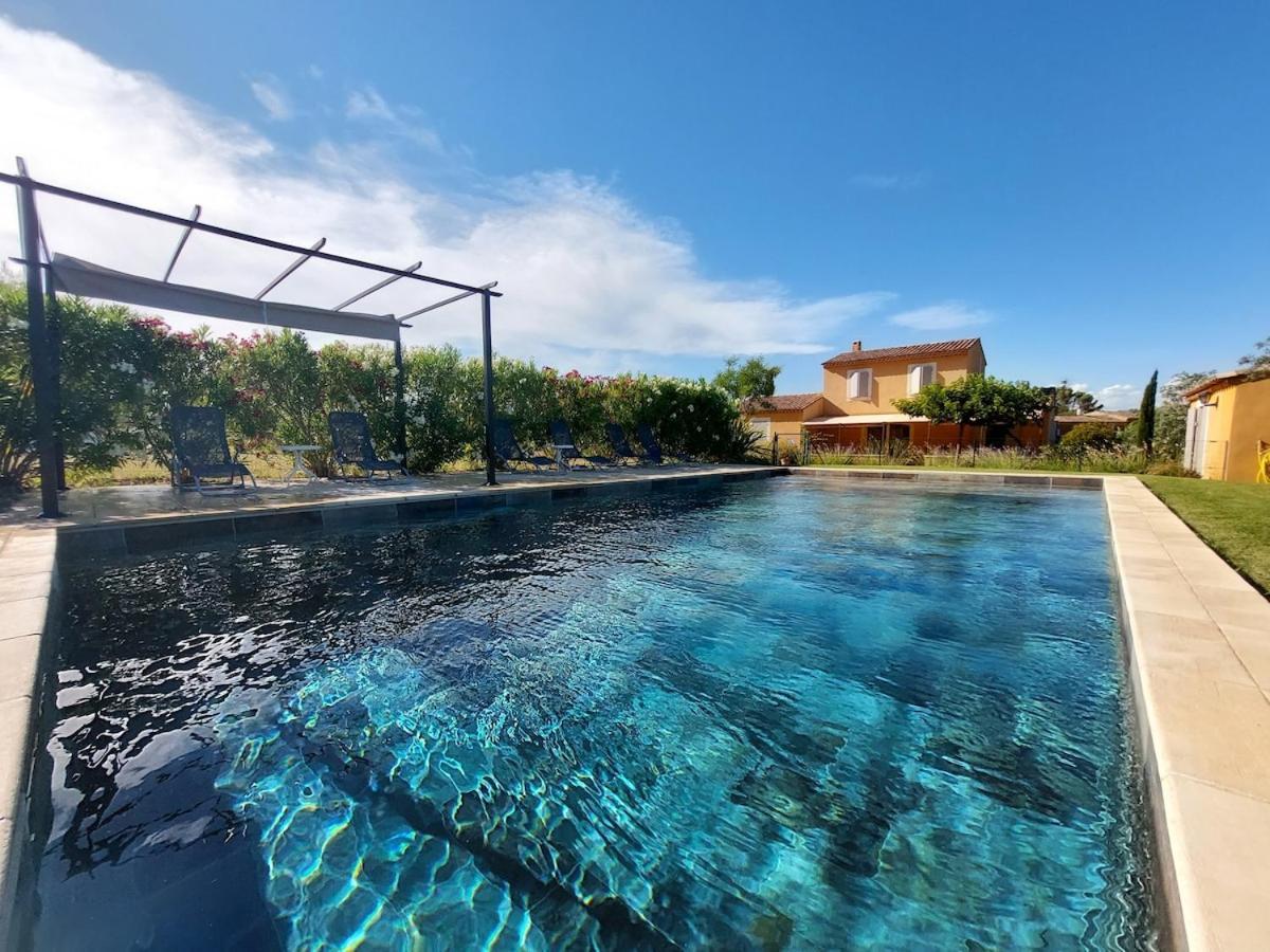 En Provence, Luberon, Villa Avec Piscine A Maubec Екстер'єр фото